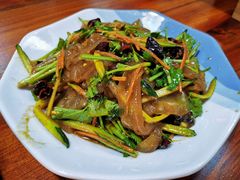 -六禾熏酱小酒馆·东北菜(海甸岛店)