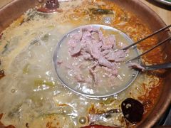 -洱火云南酸菜牛肉火锅(石景山当代商城店)