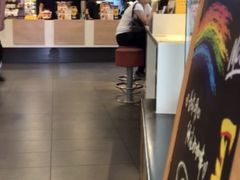 -麦当劳(外高桥DT店)