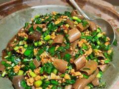 砂锅海肠捞饭-吕氏焗小鲜•海鲜青岛菜(总店)
