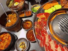 -哈哈碳都·牛肋条无限自助烤肉(台江万达店)