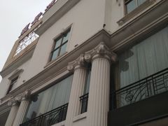 -雍景湾大酒楼(怡翠花园店)