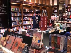 -诚品(信义店)