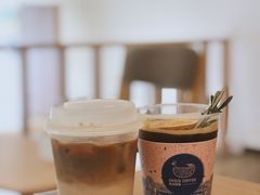 -Oasis coffee燕谷咖啡(公信店)