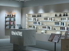 -théATRE 茶聚场(王府中環店)