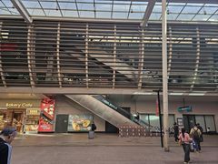 -龙阳路磁悬浮列车总站-停车场