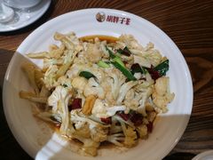 -胡胖子有点味·湘鄂菜(花桥中百仓储店)