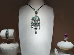 -艺仓美术馆