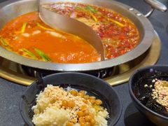 -沸炉重庆老火锅(军事博物馆店)