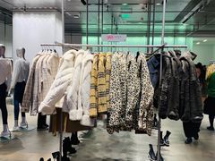 -URBAN REVIVO(深圳华润万象天地店)