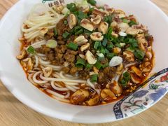 -成都名小吃(成都双流国际机场店)