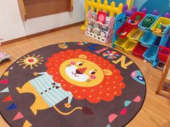 -抱抱熊托育中心(大悦城店)