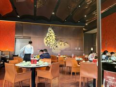 -蝴蝶里·粤菜·点心(滨江龙湖店)