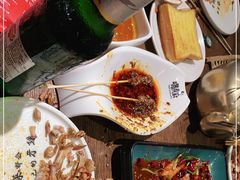 -喝丢一只鞋辣炒海鲜小烧烤(三八广场店)