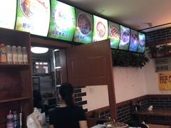 -菲哥麻辣烫(贵山小区店)