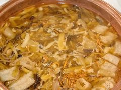 -菌海森林·非遗野生菌火锅(西山区滇池路摩根道店)