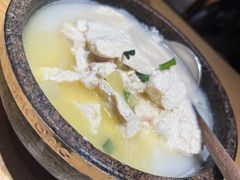 -关东小磨东北菜(上海长风大悦城店)