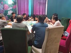 -一家人(凯旋路店)