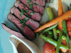 -普朗姆生蚝牛排馆 The Plump Oyster(成都摩方购物中心店)