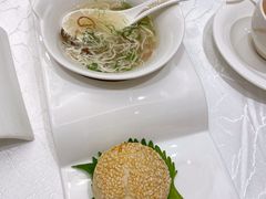 文思豆腐拼萝卜丝酥饼-白云宾馆·白云宴餐厅