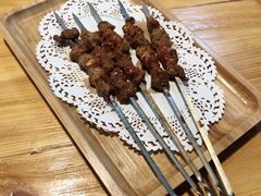 烤羊肉串-老阿妈蒙古村·蒙古包·草原文化·歌舞表演(老君堂店)