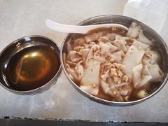 小锅米干-老仓醋米线(万达店)