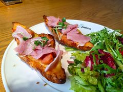 -Pekaa啤咖食肆Coffee&Bistro