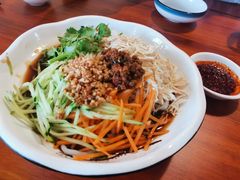 大理特色凉米线-云隐小厨·传统大理美食(复兴路店)