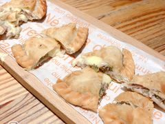 塔哈尔芝士羊肉饼-塔哈尔·新疆盛宴(城西银泰店)