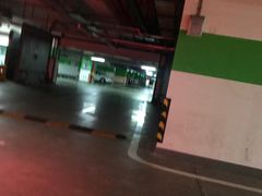 -万象城-停车场