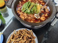 -都江堰石锅鱼