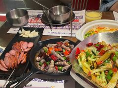 -神府路壹号·海鲜烧烤·砂锅粥·锅物(三坊七巷店)