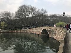 -苏堤停车场