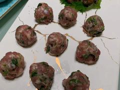 香菜丸子-红鼎豆捞·非遗鲍皇汤火锅(宝丰路店)