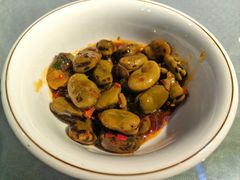 外婆菜炒蚕豆-遇见小厨·北京烤鸭·江湖菜·川菜(广福桥店)
