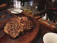 -恰餐厅及酒吧 CHAR Bar & Grill (北京丽都皇冠假日店)