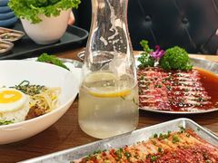 -明洞阿姨·韩式酱蟹烤肉·创意料理(三元桥店)