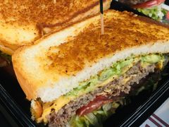 -The Habit Burger Grill 哈比特汉堡(复兴soho店)