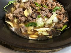 -粘豆包柴火铁锅炖