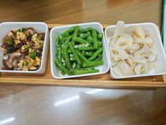 -鲁南仔·滕州炒鸡(经三路店)