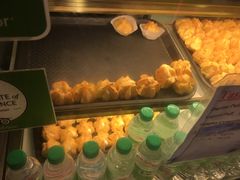 -天品味 一口吃榴莲泡芙