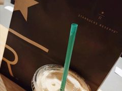 -星巴克臻选(济南恒隆店)