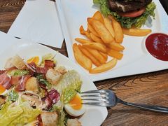 芝士培根牛肉汉堡-JamaicaBlue(新城国际店)