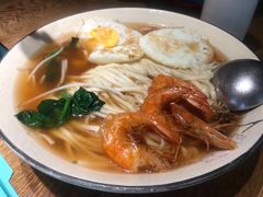 -蜜桃餐厅·伴山(湖滨商业街店)