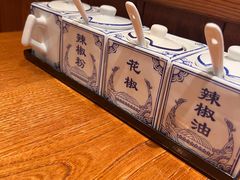 -鑫花溪牛肉米粉(东环大润发店)
