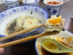 高邮咸蛋黄鲜肉特大馄饨-方老大馄饨(抚宁巷店)