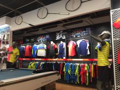 -YONEX苗江运动城(源深店)