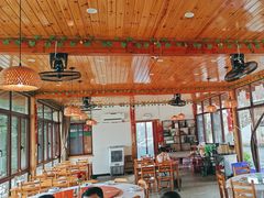 -红灯笼姥姥饭店·江景餐厅