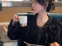 -华凌牛庄西餐厅(乌鲁木齐华凌美爵大饭店)