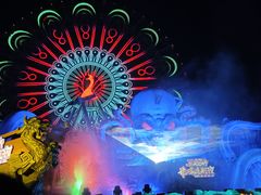 -七彩云南欢乐世界